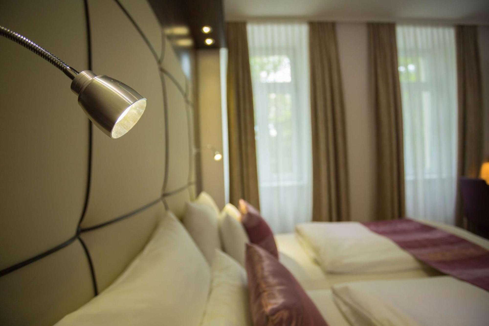 Best Western Plus Hotel Arcadia Viena Exterior foto
