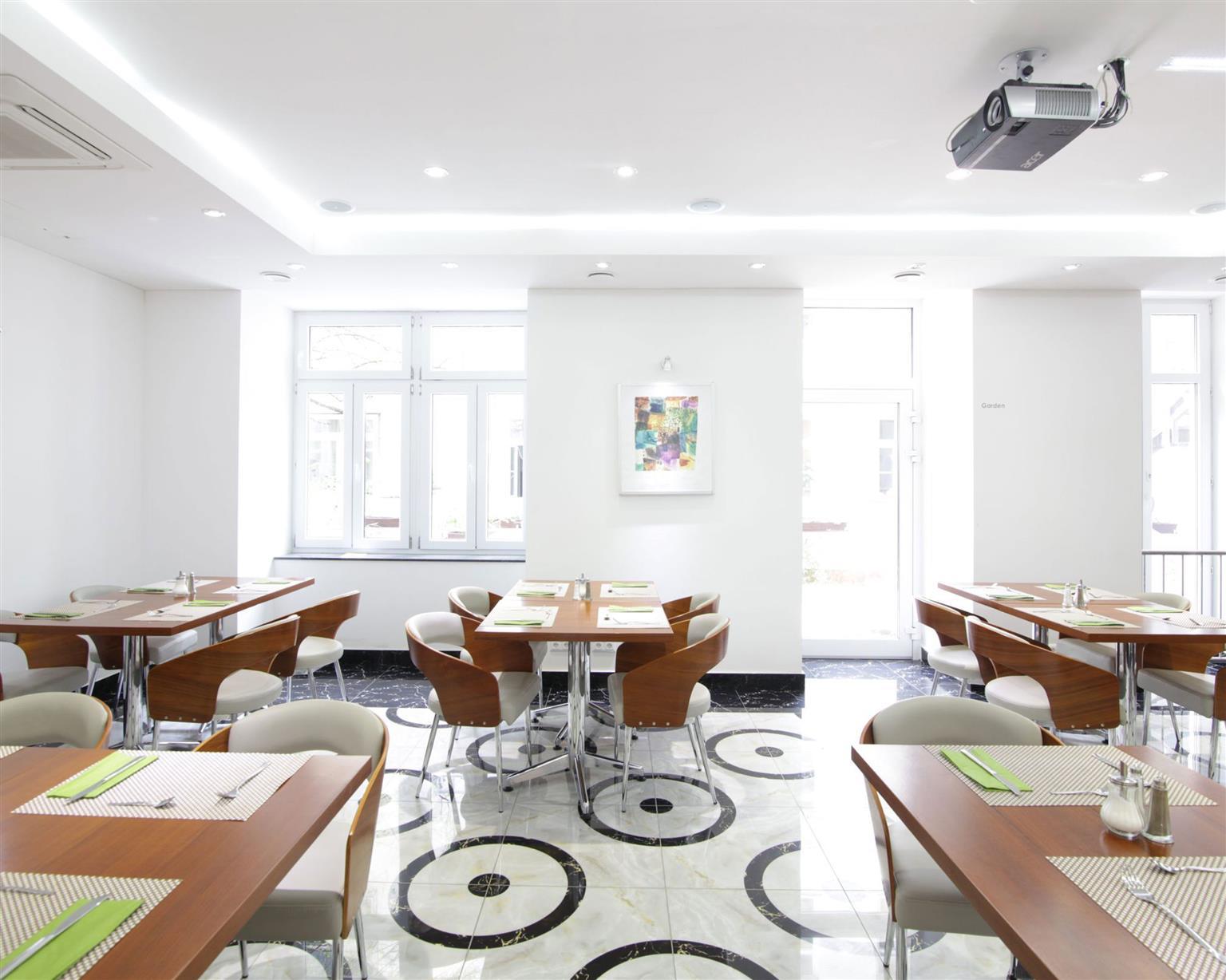 Best Western Plus Hotel Arcadia Viena Exterior foto